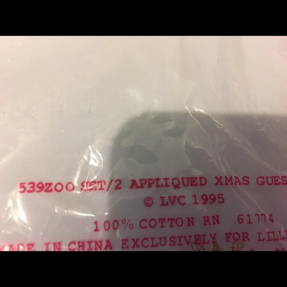 NWOT Set of Two Christmas Hand towels